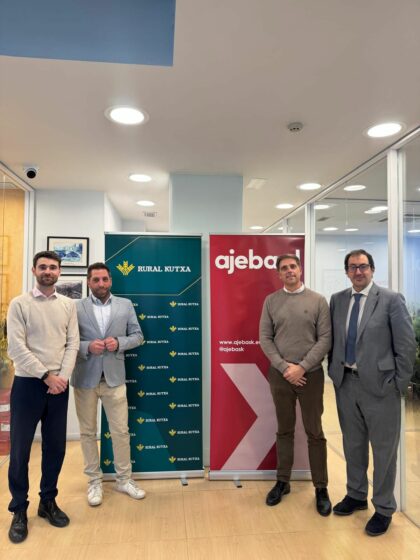 🤝 AJEBASK Bizkaia firma convenio con Rural Kutxa