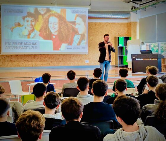 Acto final del proyecto «Aprendiendo a emprender» AJEBASK Álava